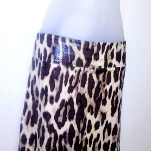 CHICO Skirt LEOPARD GREAT Fit SEQUINED Style NEVER WORN Sz 2 - Picture 3 of 7